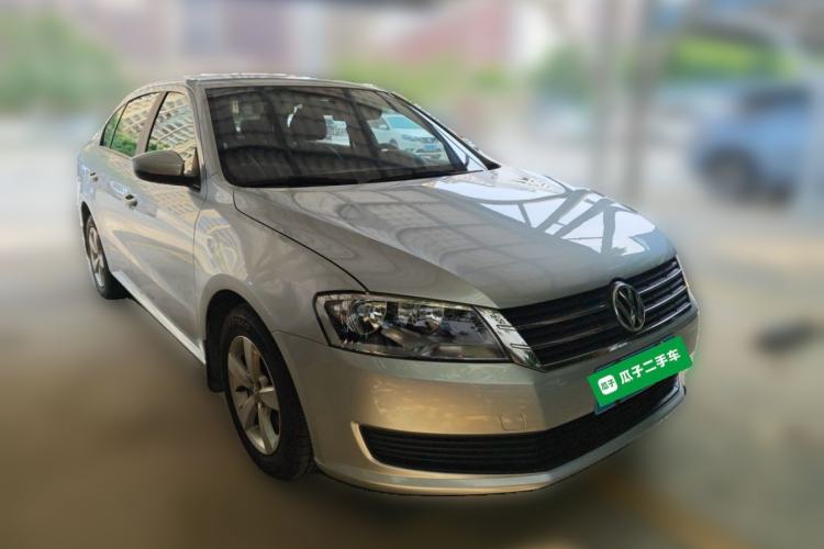 Used Volkswagen Lavida 2015 1.6L Automatic Fashion Edition Front Right 45 Deg