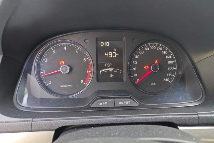 Used Volkswagen Lavida 2015 1.6L Manual Fashion Edition Instrument Cluster