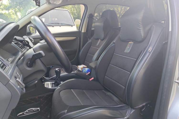 Used Volkswagen Lavida 2015 1.6L Manual Fashion Edition Left Front Seat
