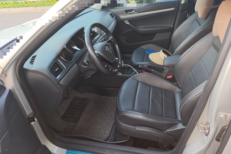 Used Volkswagen Lavida 2015 1.6L Automatic Comfort Edition Left Front Seat