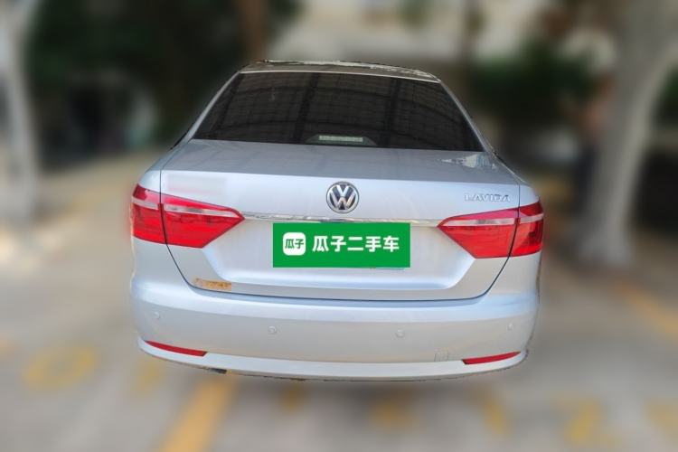 Used Volkswagen Lavida 2015 1.6L Automatic Fashion Edition Rear