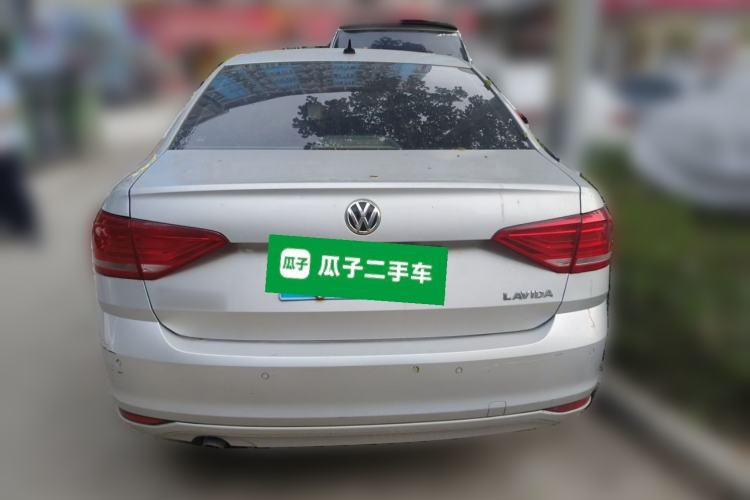 Used Volkswagen Lavida 2015 1.6L Manual Fashion Edition Rear