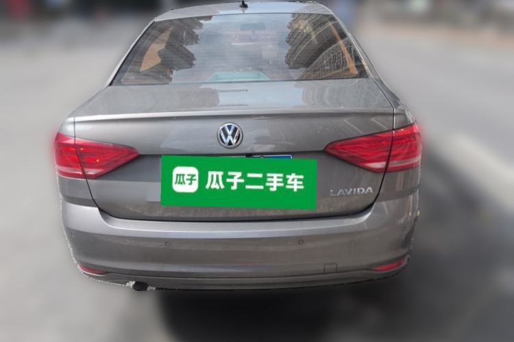 Used Volkswagen Lavida 2015 1.6L Manual Fashion Edition Rear