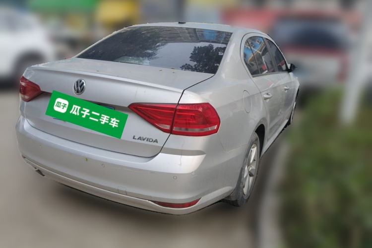 Used Volkswagen Lavida 2015 1.6L Manual Fashion Edition Rear Right 45 Deg