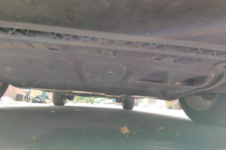 Used Volkswagen Lavida 2015 1.6L Automatic Comfort Edition Chassis Front