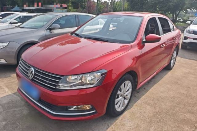 Ojetý Volkswagen Lavida 2015 1.6L Automatic Comfort Edition