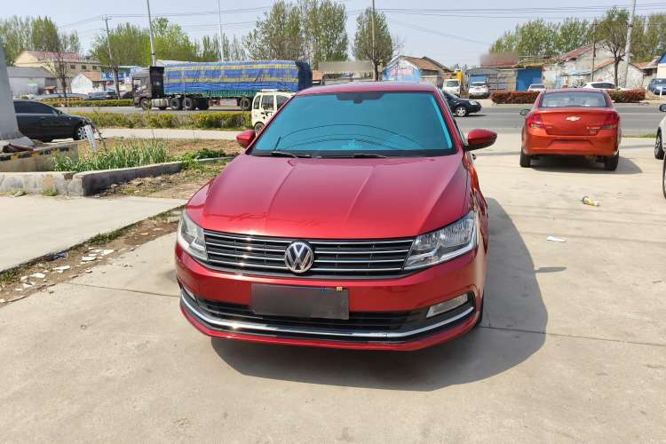 Used Volkswagen Lavida 2015 1.6L Automatic Luxury Edition Exterior 1