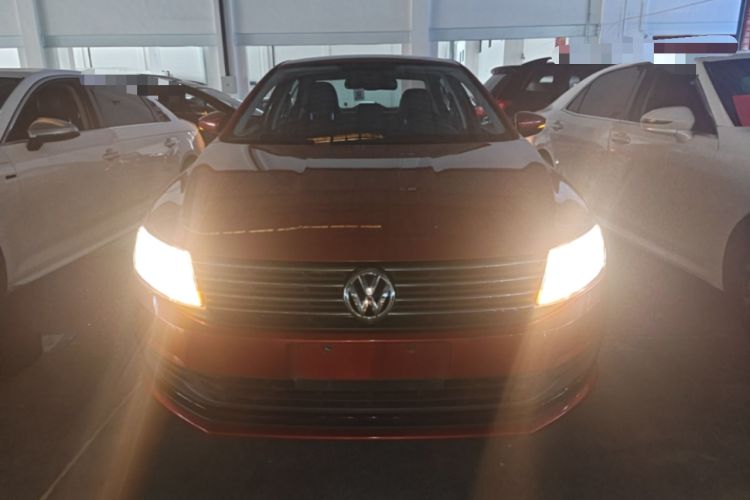 Used Volkswagen Lavida 2015 1.6L Automatic Fashion Edition Front