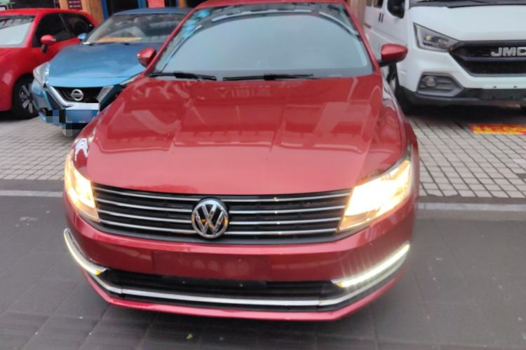 Used Volkswagen Lavida 2015 1.6L Automatic Fashion Edition Front
