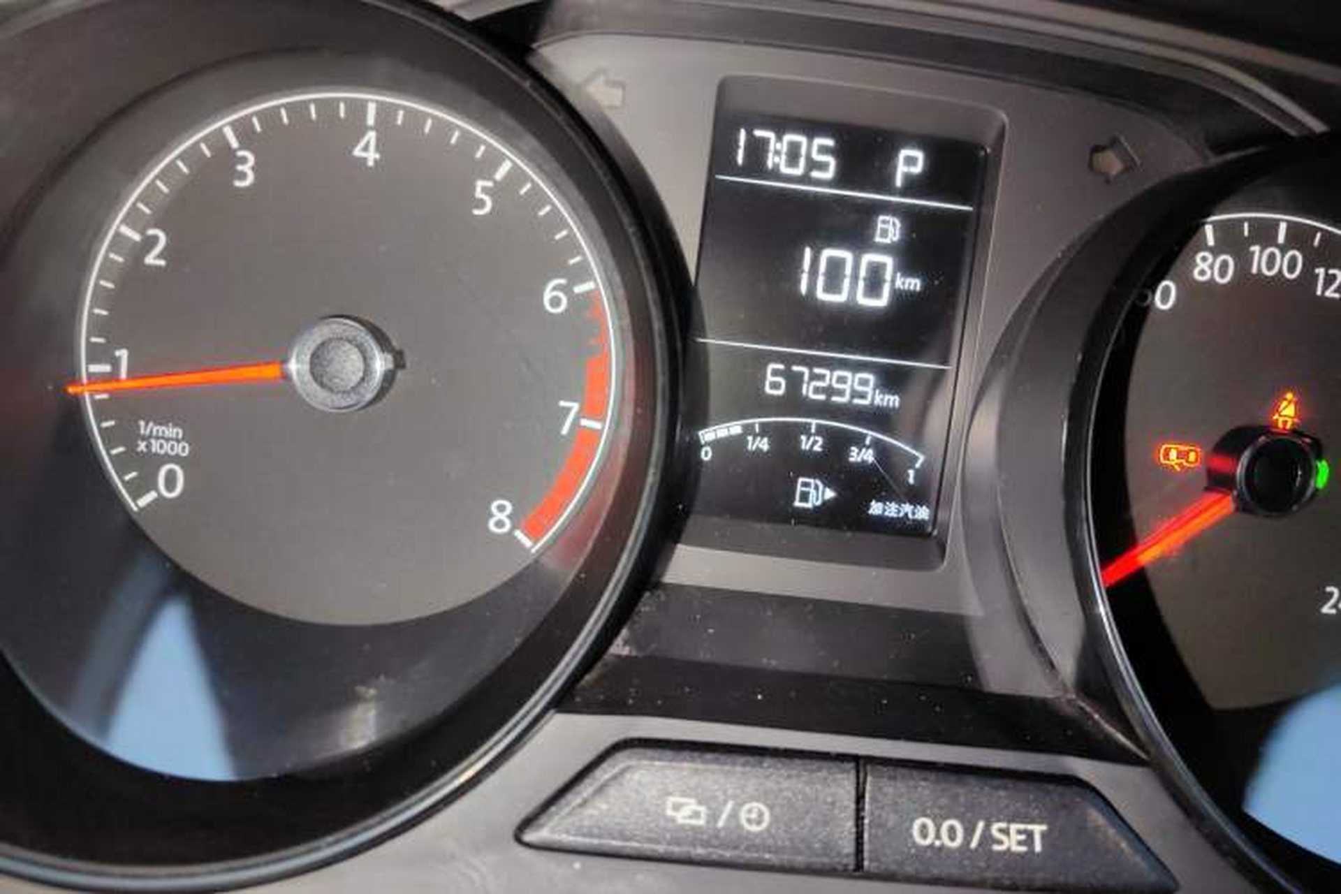 Used Volkswagen Lavida 2015 1.6L Automatic Fashion Edition Instrument Cluster