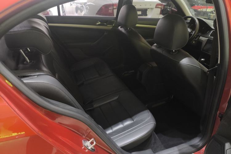 Used Volkswagen Lavida 2015 230TSI DSG Comfort Edition Interior 10