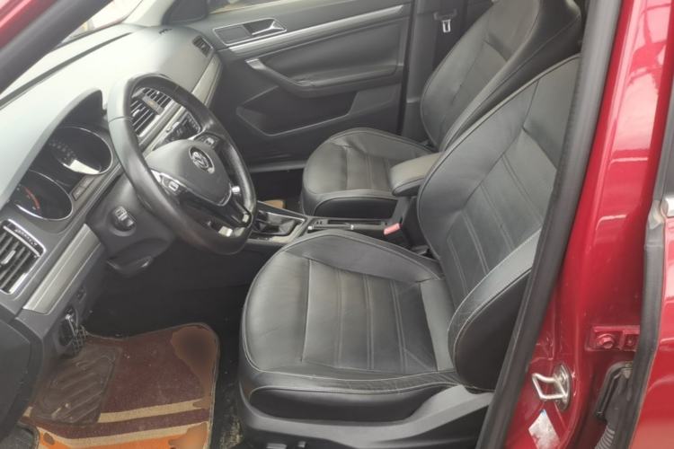Used Volkswagen Lavida 2015 1.6L Automatic Luxury Edition Left Front Seat