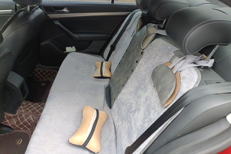 Used Volkswagen Lavida 2015 1.6L Automatic Luxury Edition Left Rear Seat