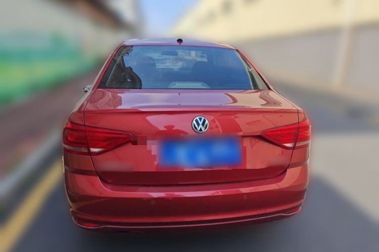 Used Volkswagen Lavida 2015 1.6L Automatic Fashion Edition Rear