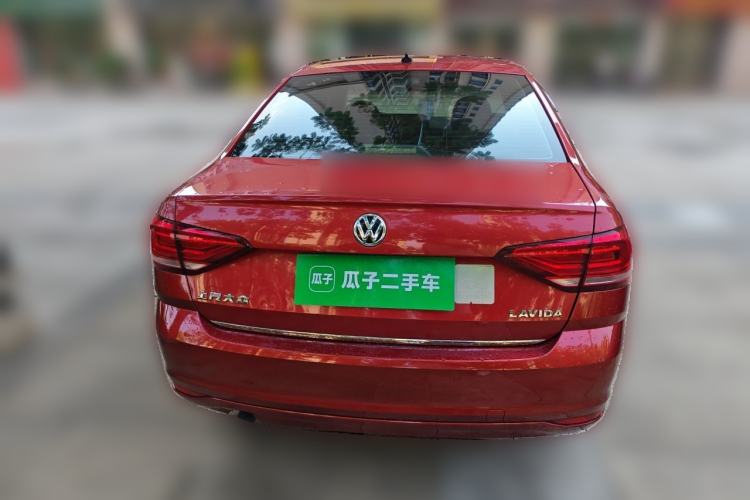 Used Volkswagen Lavida 2015 1.6L Automatic Luxury Edition Rear