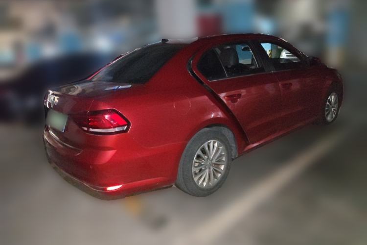 Used Volkswagen Lavida 2015 1.6L Automatic Luxury Edition Rear Right 45 Deg