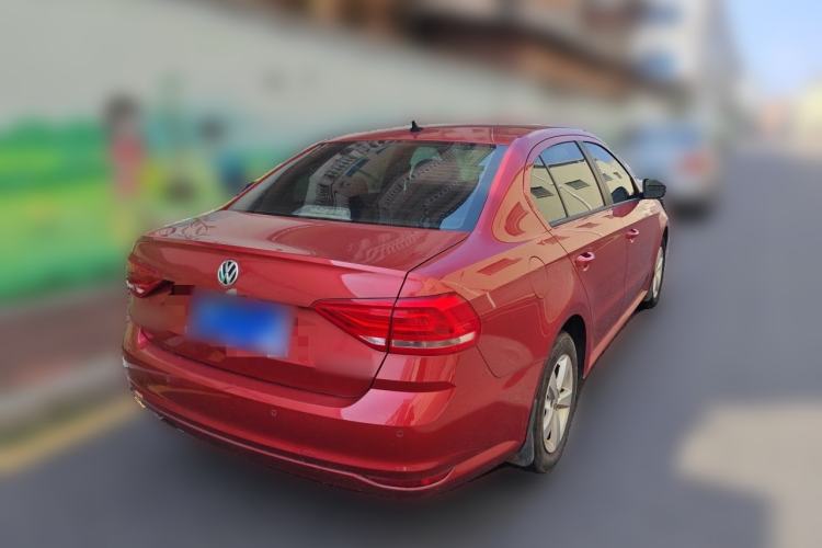 Used Volkswagen Lavida 2015 1.6L Automatic Fashion Edition Rear Right 45 Deg