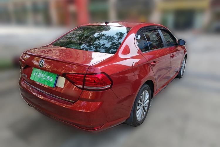 Used Volkswagen Lavida 2015 1.6L Automatic Luxury Edition Rear Right 45 Deg