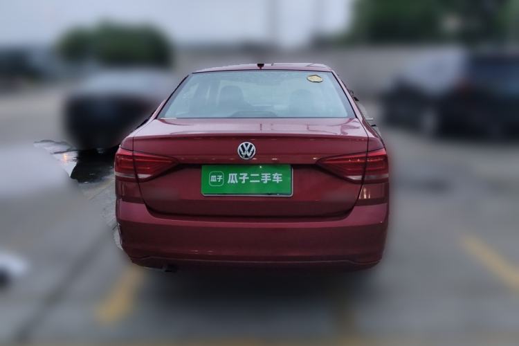 Used Volkswagen Lavida 2015 1.6L Manual Fashion Edition Rear
