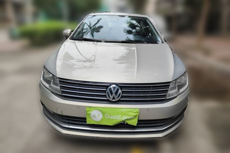 Used Volkswagen Lavida 2015 1.6L Automatic Comfort Edition Front