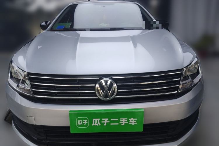 Used Volkswagen Lavida 2015 1.6L Manual Fashion Edition Front
