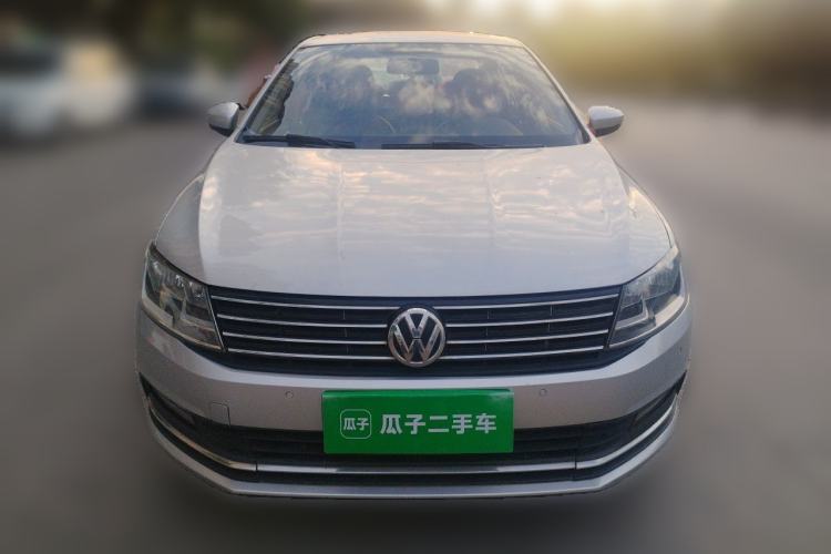 Used Volkswagen Lavida 2015 1.6L Manual Comfort Edition Front