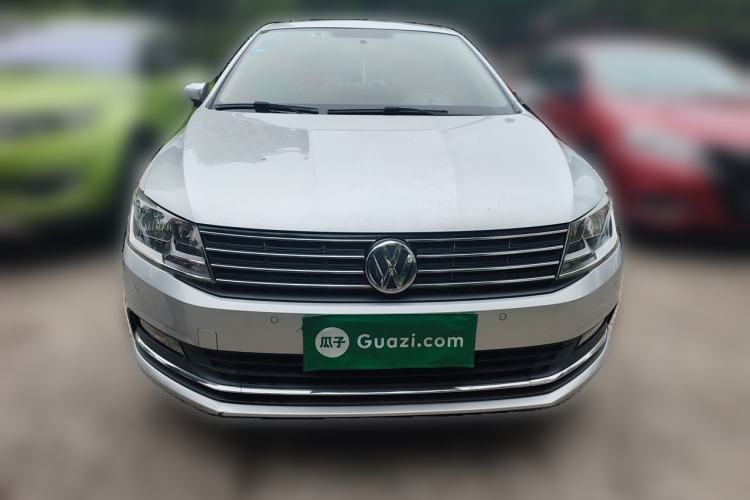 Used Volkswagen Lavida 2015 1.6L Automatic Comfort Edition Front