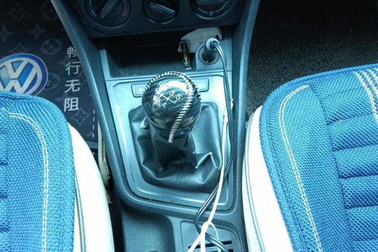 Used Volkswagen Lavida 2015 1.6L Manual Fashion Edition Gear Lever