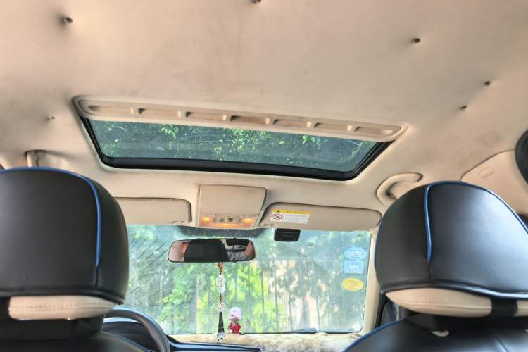 Used Volkswagen Lavida 2015 1.6L Manual Comfort Edition Headliner