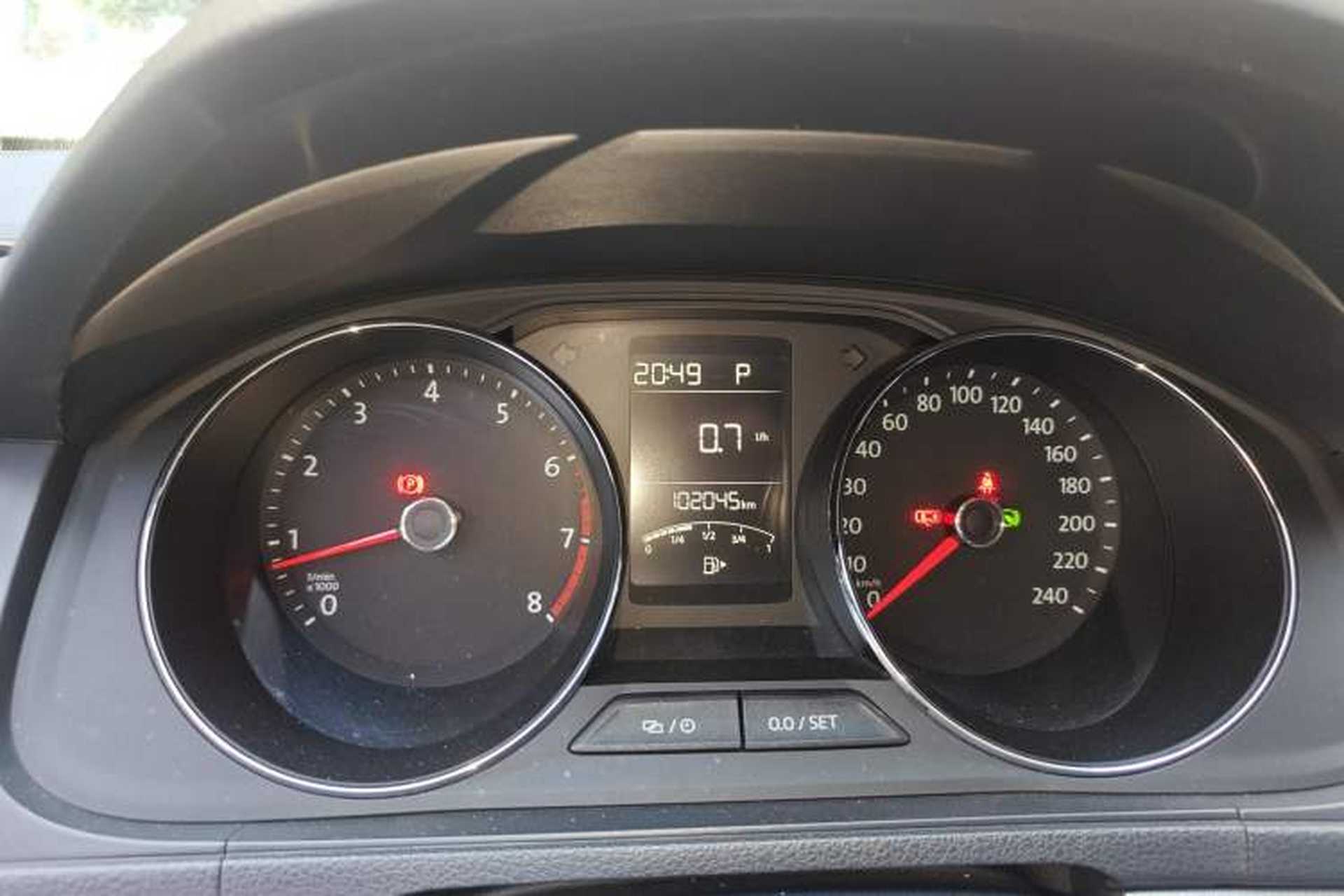 Used Volkswagen Lavida 2015 230TSI DSG Comfort Edition Instrument Cluster
