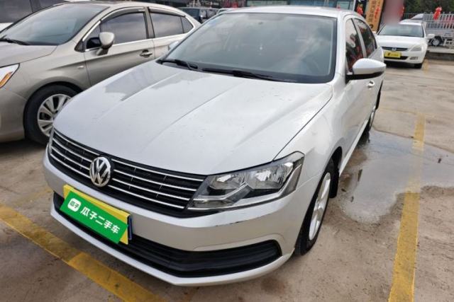 Used Volkswagen Lavida 2015 1.6L Manual Fashion Edition