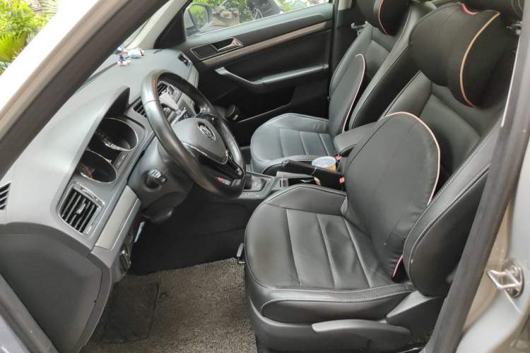 Used Volkswagen Lavida 2015 1.6L Automatic Comfort Edition Left Front Seat