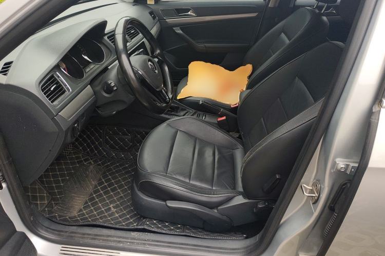 Used Volkswagen Lavida 2015 1.6L Automatic Comfort Edition Left Front Seat