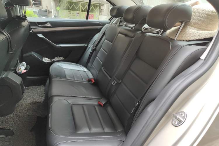 Used Volkswagen Lavida 2015 1.6L Automatic Comfort Edition Left Rear Seat