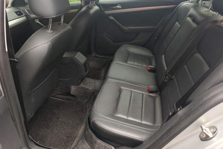 Used Volkswagen Lavida 2015 1.6L Automatic Comfort Edition Left Rear Seat