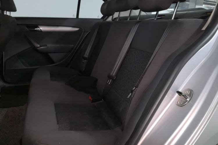 Used Volkswagen Lavida 2015 1.6L Manual Fashion Edition Left Rear Seat