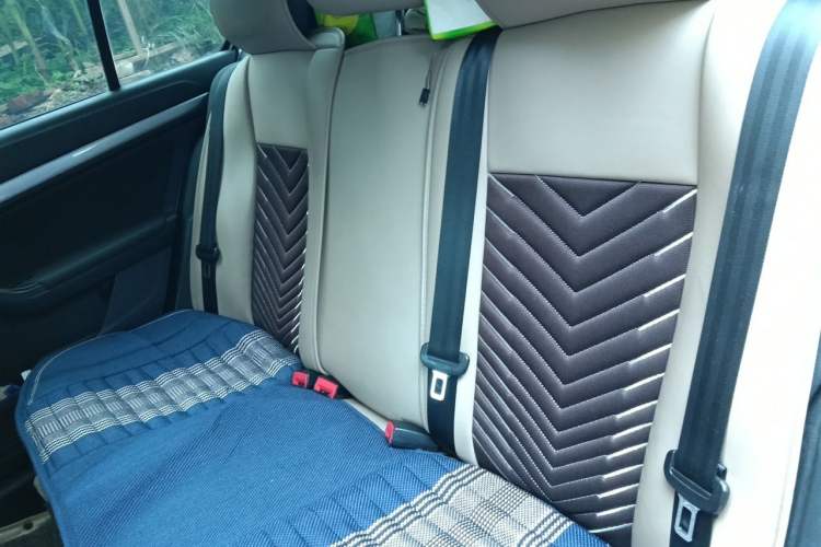 Used Volkswagen Lavida 2015 1.6L Manual Fashion Edition Left Rear Seat