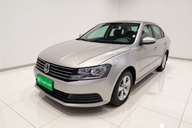 Ojetý Volkswagen Lavida 2015 1.6L Automatic Fashion Edition