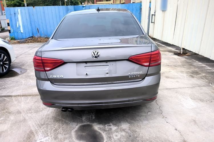 Used Volkswagen Lavida 2015 230TSI DSG Comfort Edition Rear