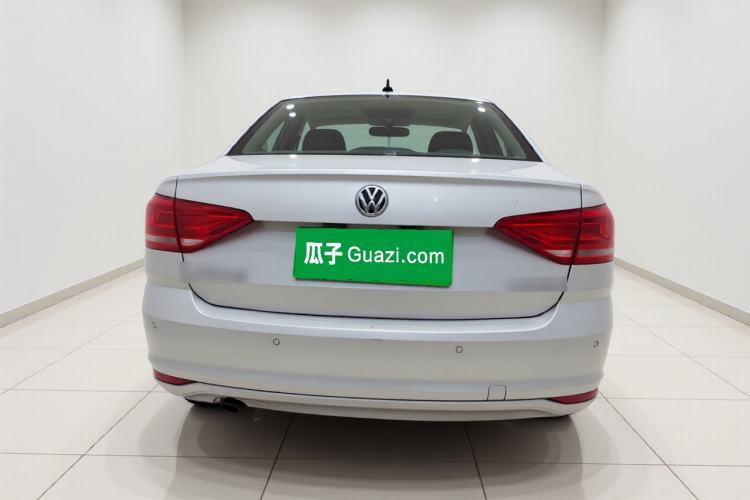 Used Volkswagen Lavida 2015 1.6L Automatic Fashion Edition Rear