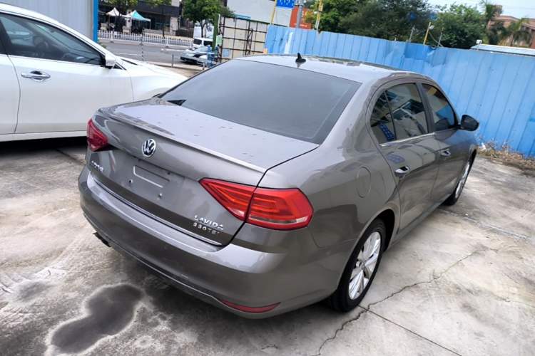 Used Volkswagen Lavida 2015 230TSI DSG Comfort Edition Rear Right 45 Deg