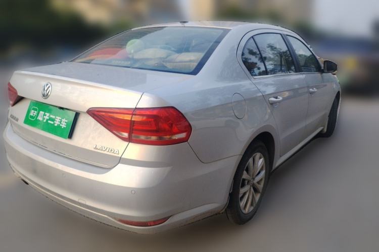 Used Volkswagen Lavida 2015 1.6L Manual Comfort Edition Rear Right 45 Deg