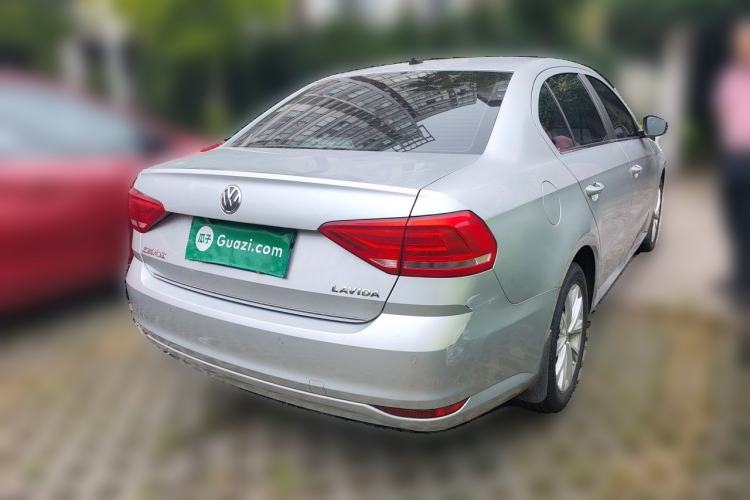 Used Volkswagen Lavida 2015 1.6L Automatic Comfort Edition Rear Right 45 Deg