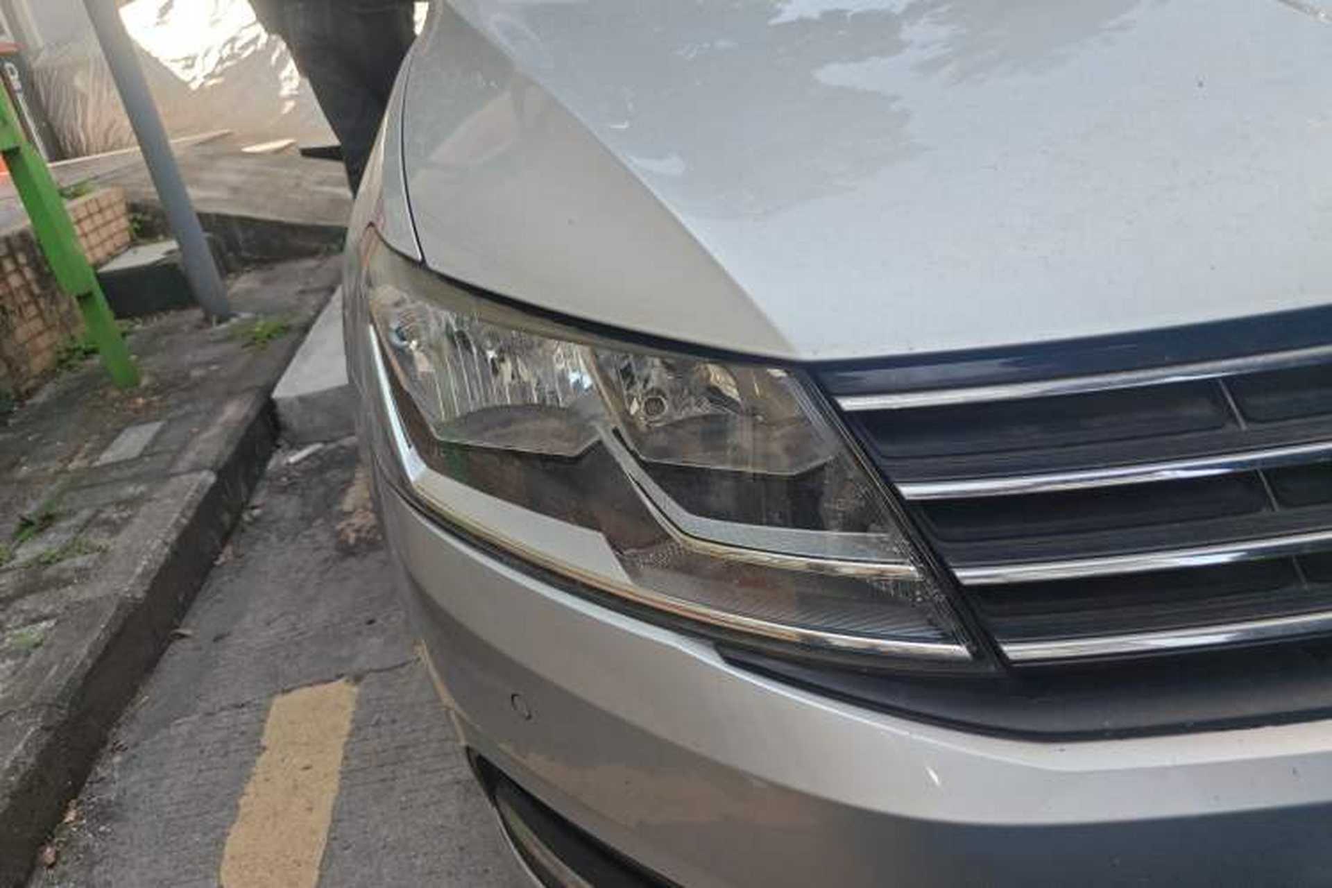 Used Volkswagen Lavida 2015 230TSI DSG Comfort Edition Right Front Headlight