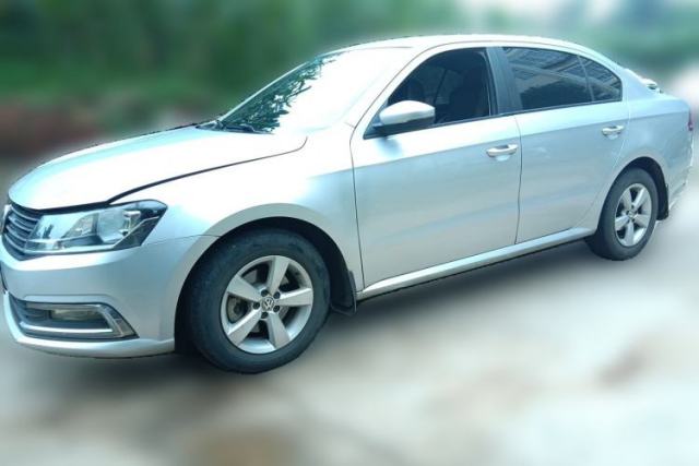 Ojetý Volkswagen Lavida 2015 1.6L Manual Fashion Edition