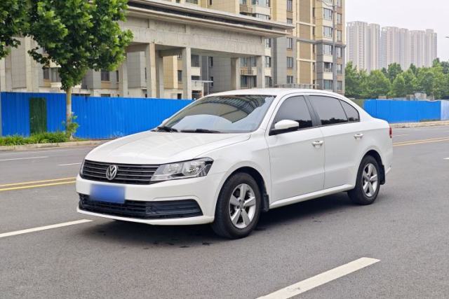 Used Volkswagen Lavida 2015 1.6L Manual Fashion Edition