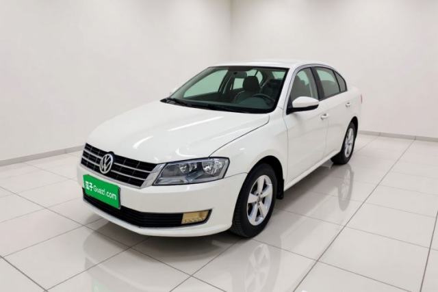 Used Volkswagen Lavida 2015 1.6L Manual Fashion Edition