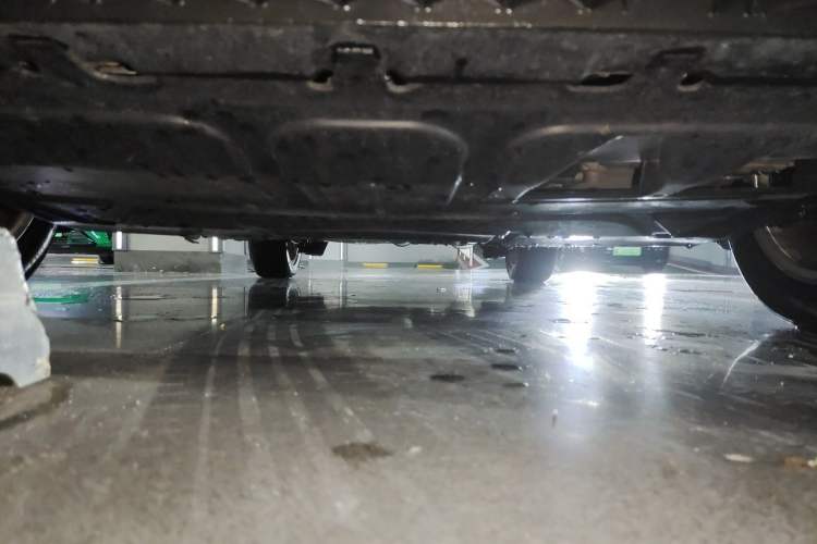 Used Volkswagen Lavida 2015 230TSI DSG Comfort Edition Chassis Front