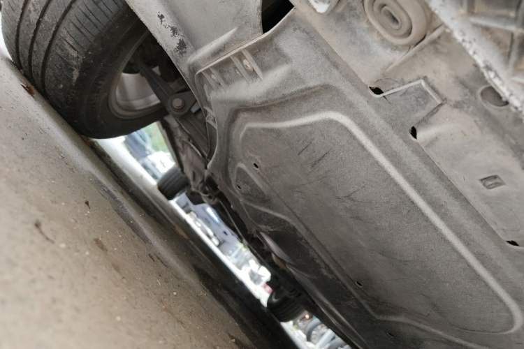 Used Volkswagen Lavida 2015 1.6L Automatic Comfort Edition Chassis Front Right