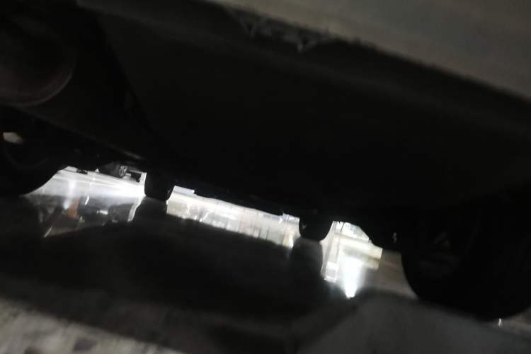 Used Volkswagen Lavida 2015 1.6L Automatic Comfort Edition Chassis Rear